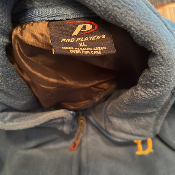 University of Delaware fleece - Picture 3 of 4